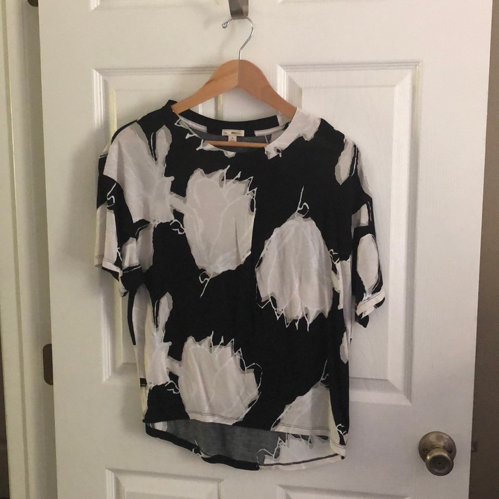 Black & White GAP Floral Shirt